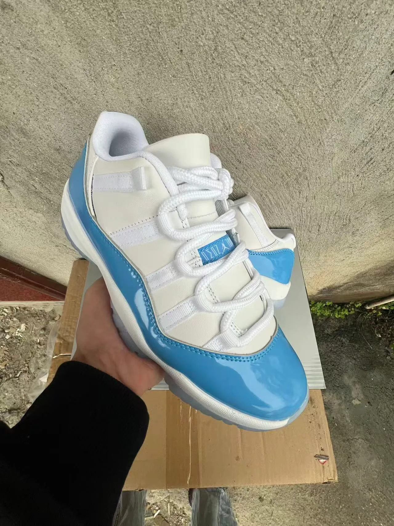 Air Jordan 11 White and Light Blue Patent Leather Basketball Shoes 2