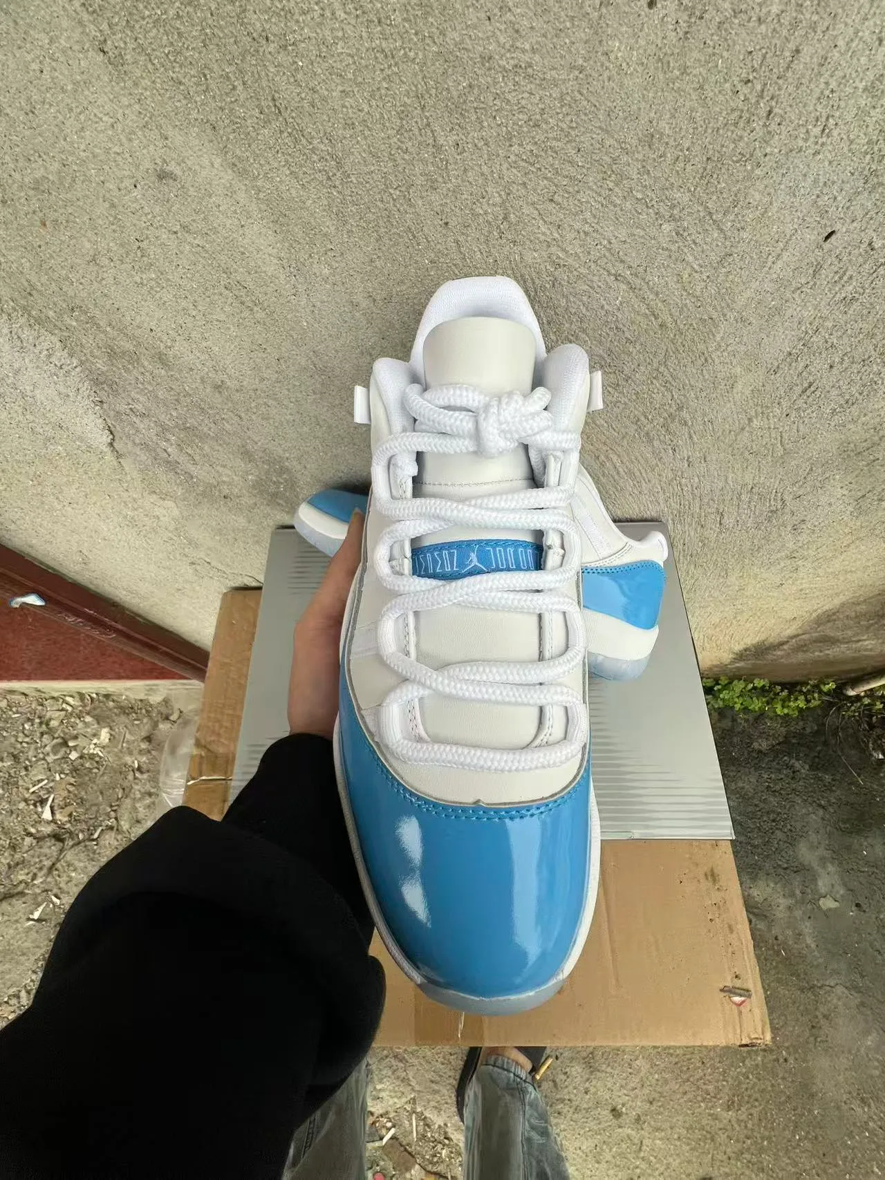 Air Jordan 11 White and Light Blue Patent Leather Basketball Shoes 3