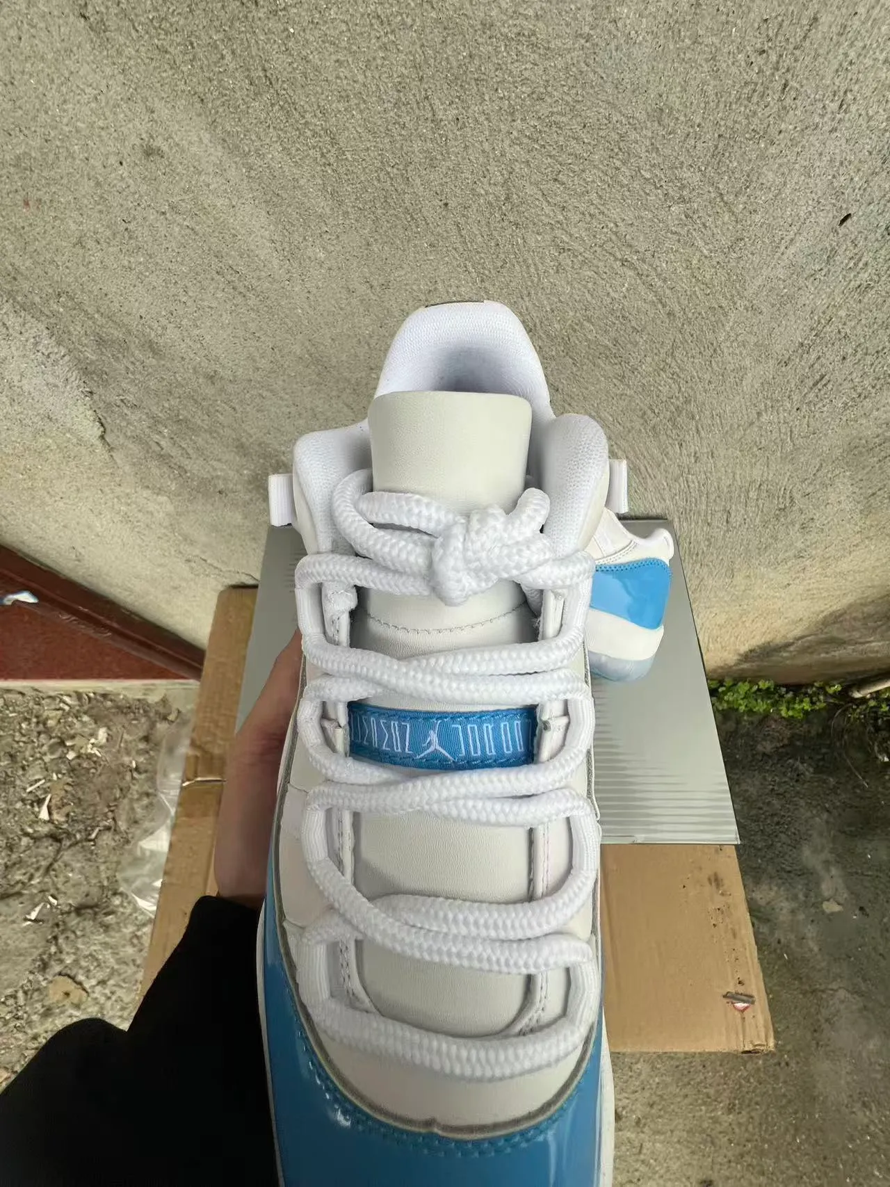 Air Jordan 11 White and Light Blue Patent Leather Basketball Shoes 4