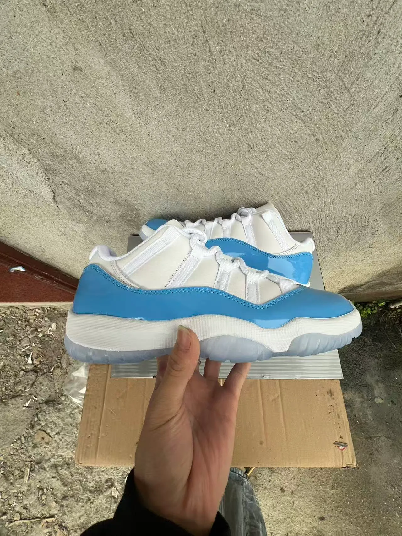 Air Jordan 11 White and Light Blue Patent Leather Basketball Shoes 6