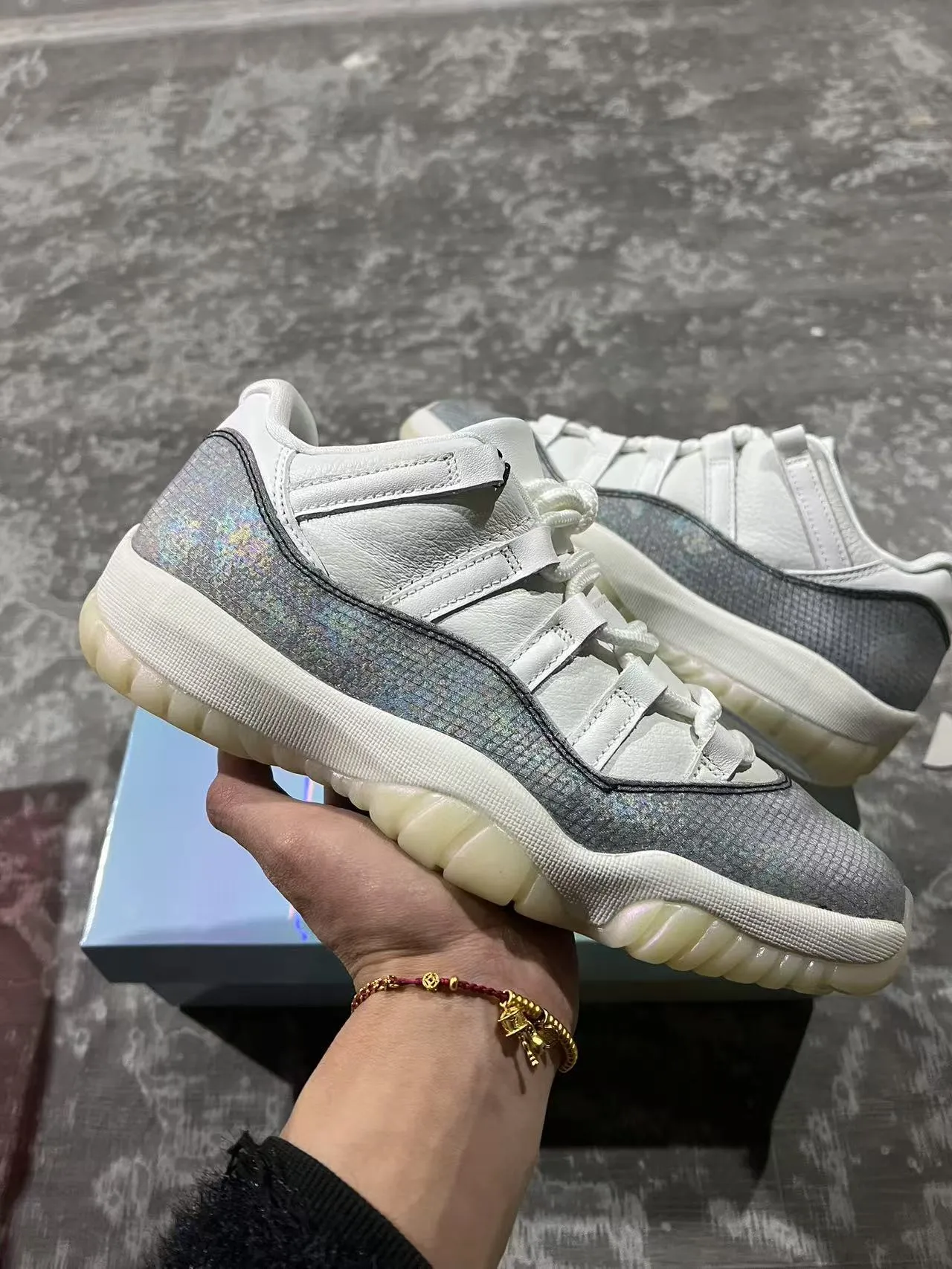 Air Jordan 11 White Iridescent Gray Basketball Shoes 10