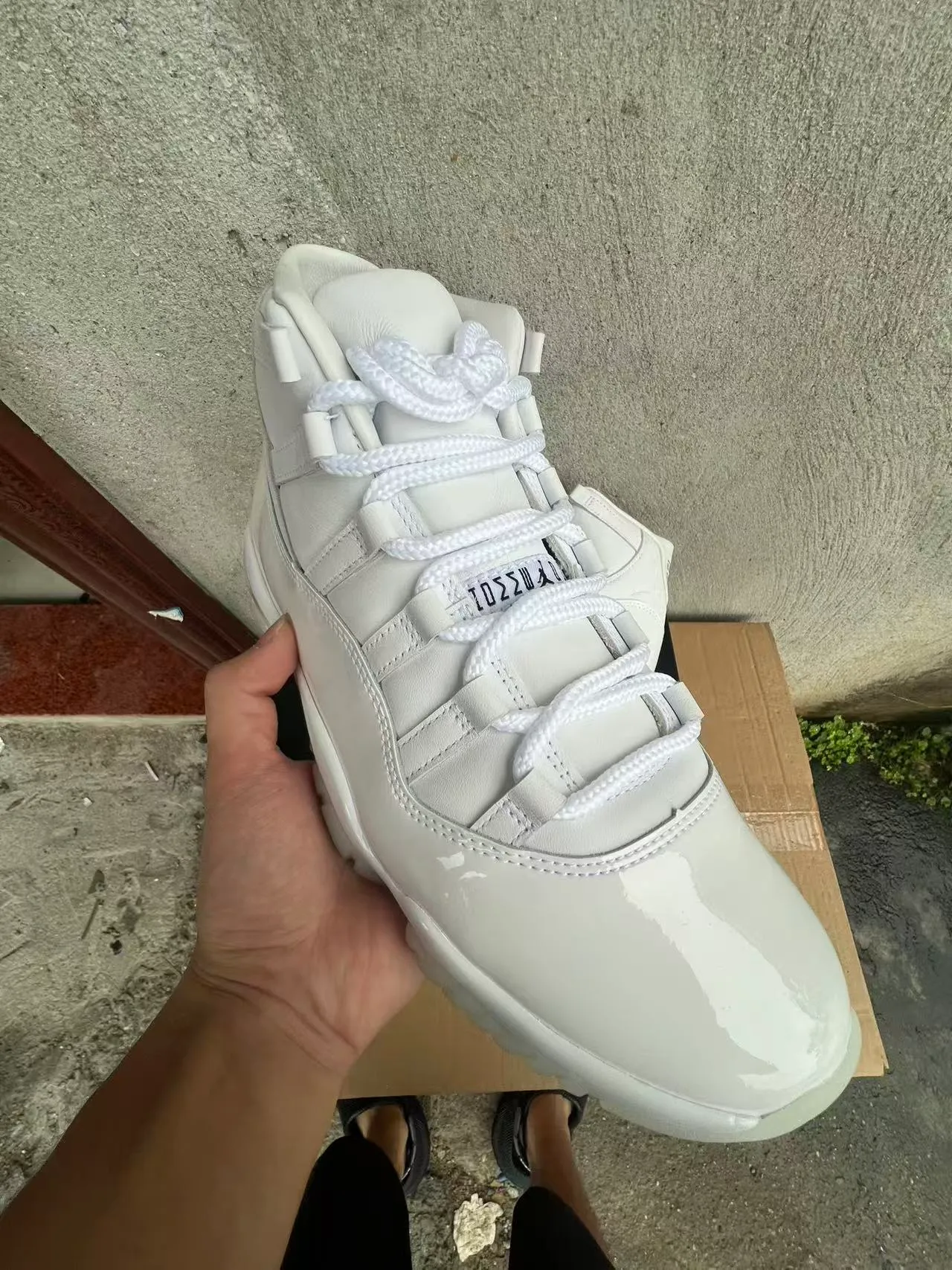 Air Jordan 11 White Patent Leather Basketball Shoes 2