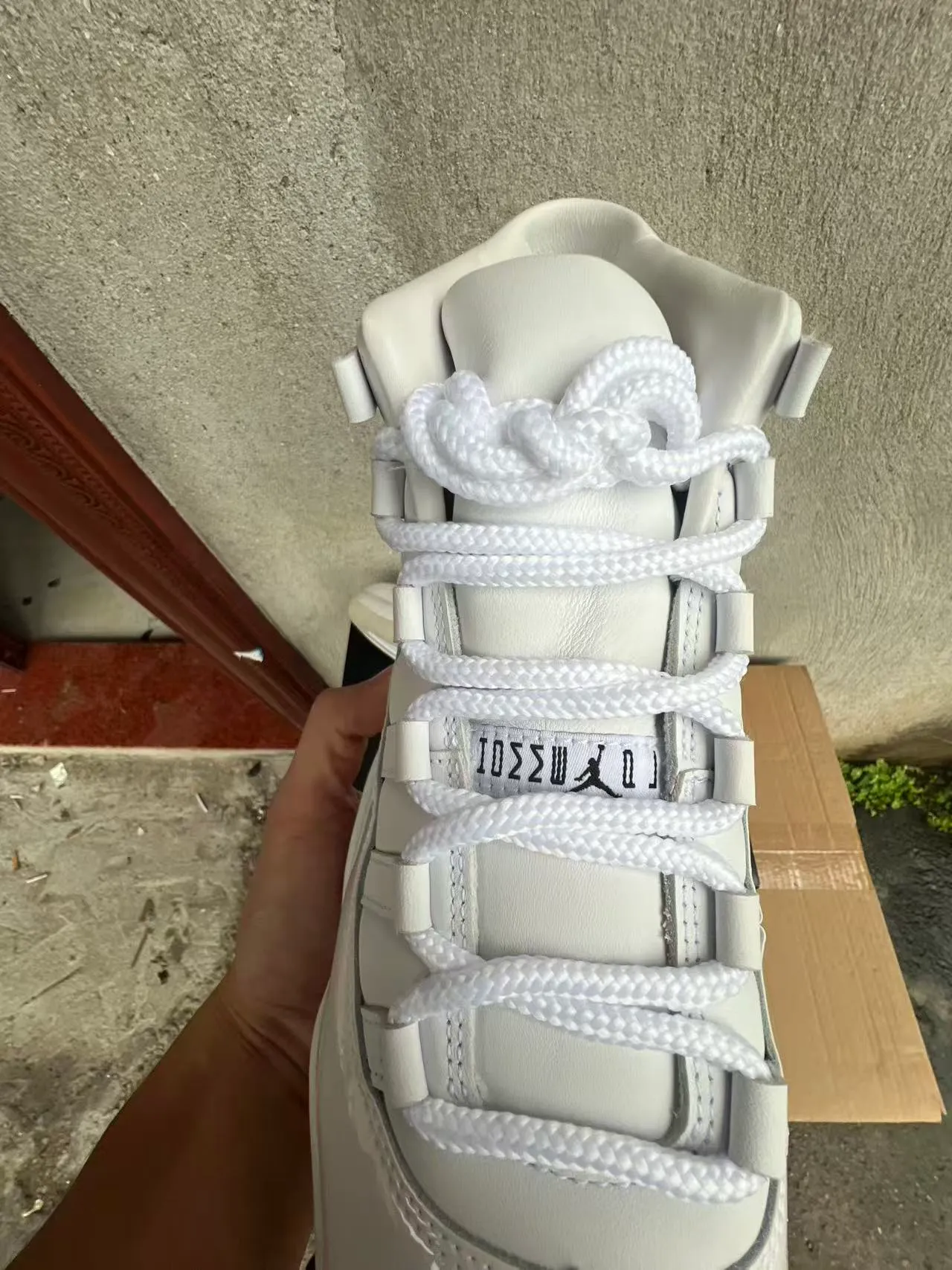 Air Jordan 11 White Patent Leather Basketball Shoes 4