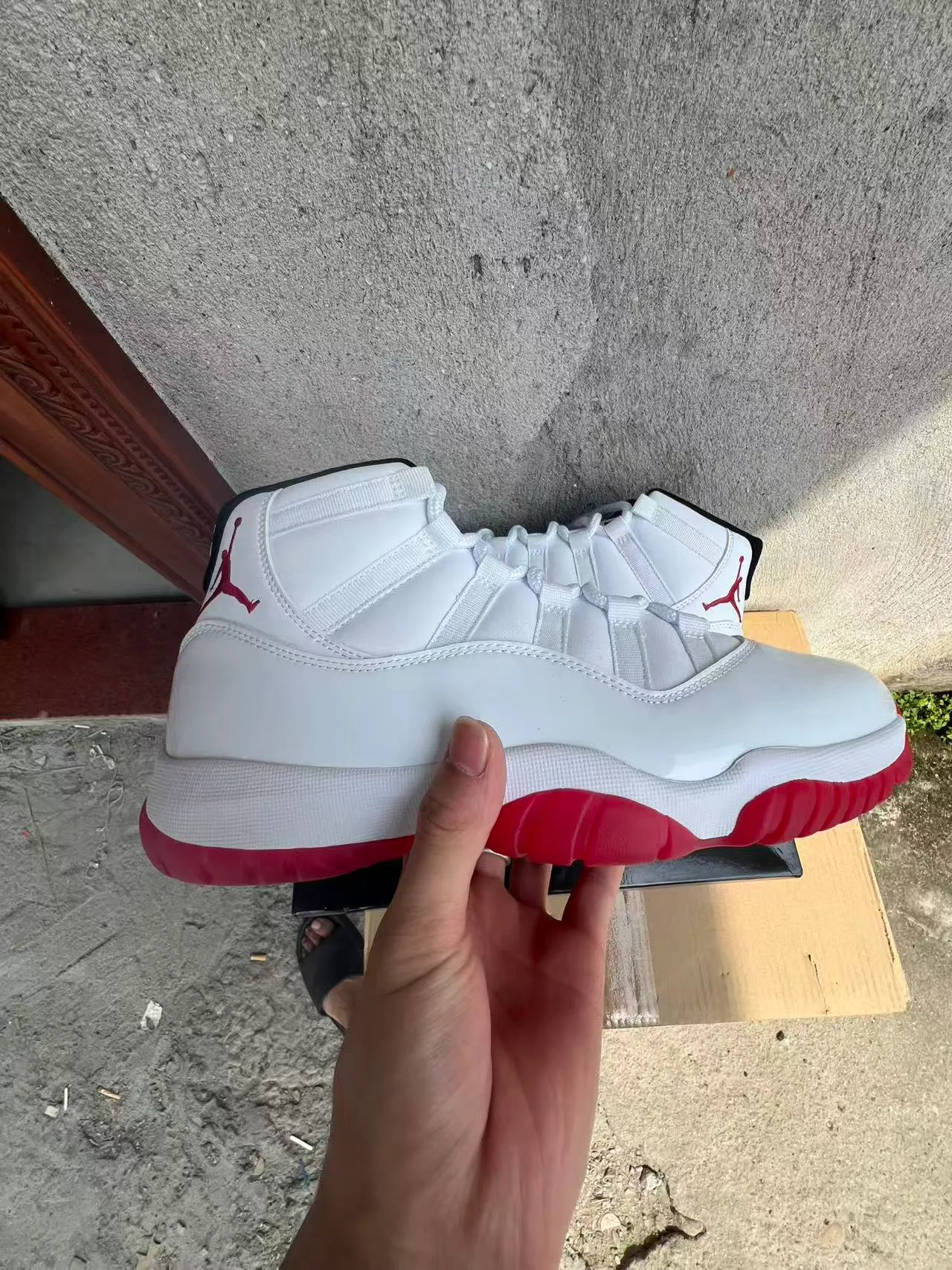Air Jordan 11 White Red Basketball Shoes 7