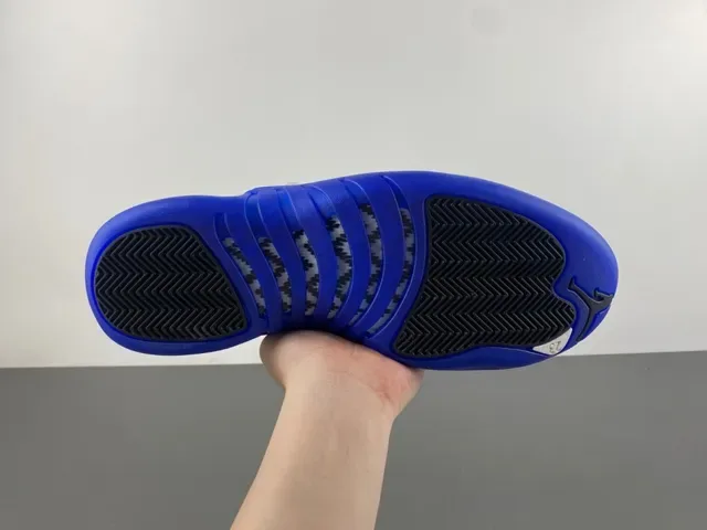 Air Jordan 12 Chaussures de Basketball Blanc et Bleu Royal 5