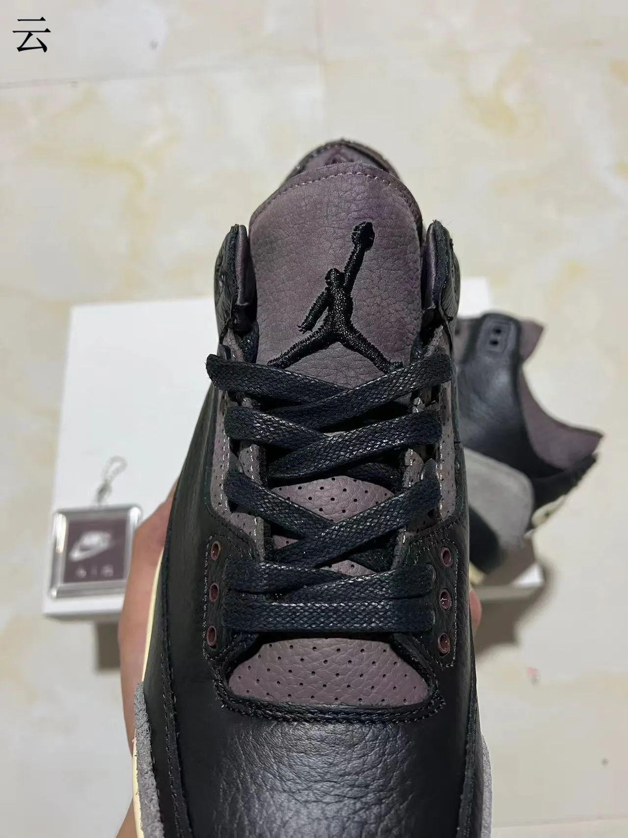 Air Jordan 3 Black Charcoal Cream Basketball Shoes 4