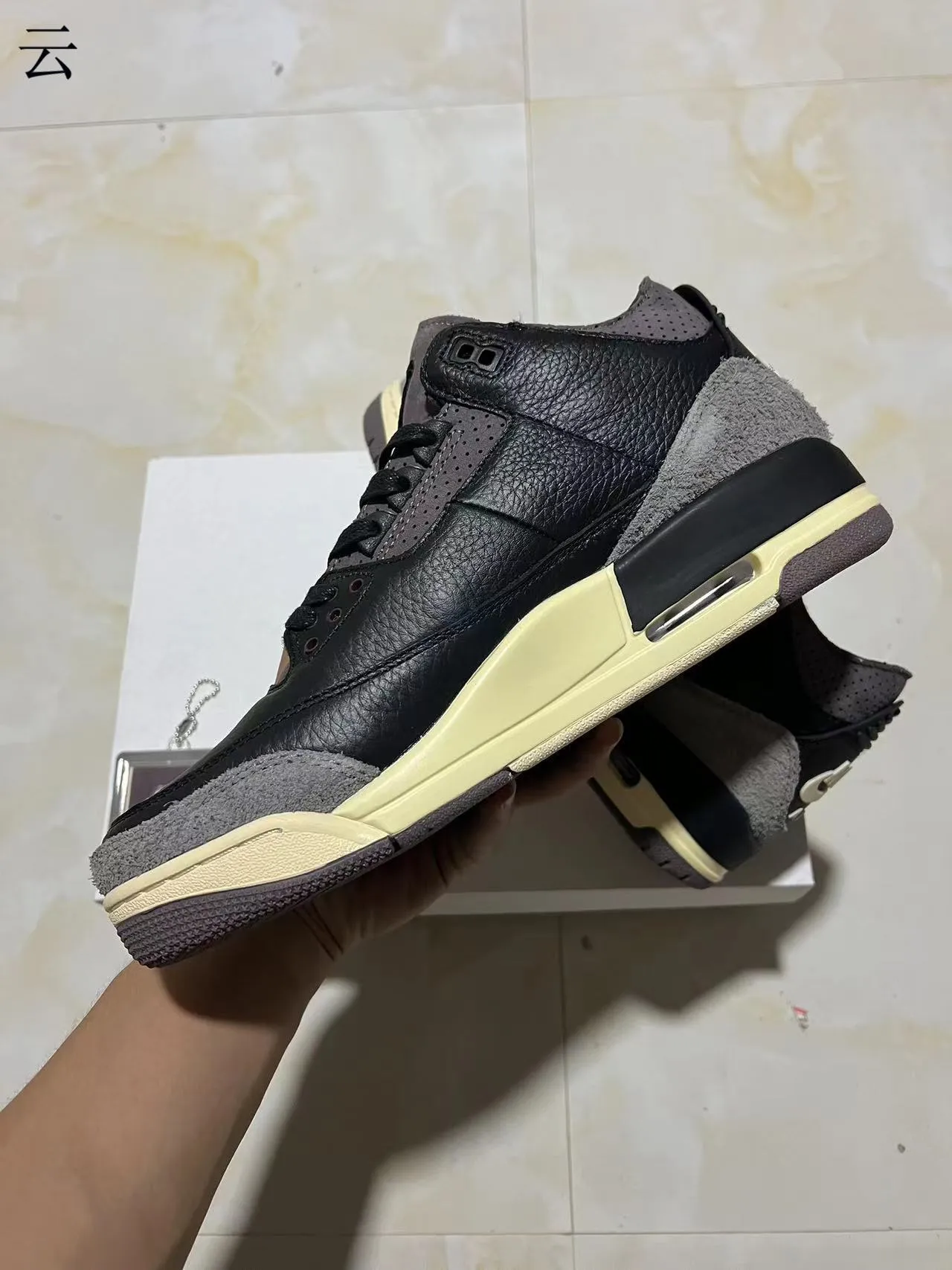 Air Jordan 3 Black Charcoal Cream Basketball Shoes 5