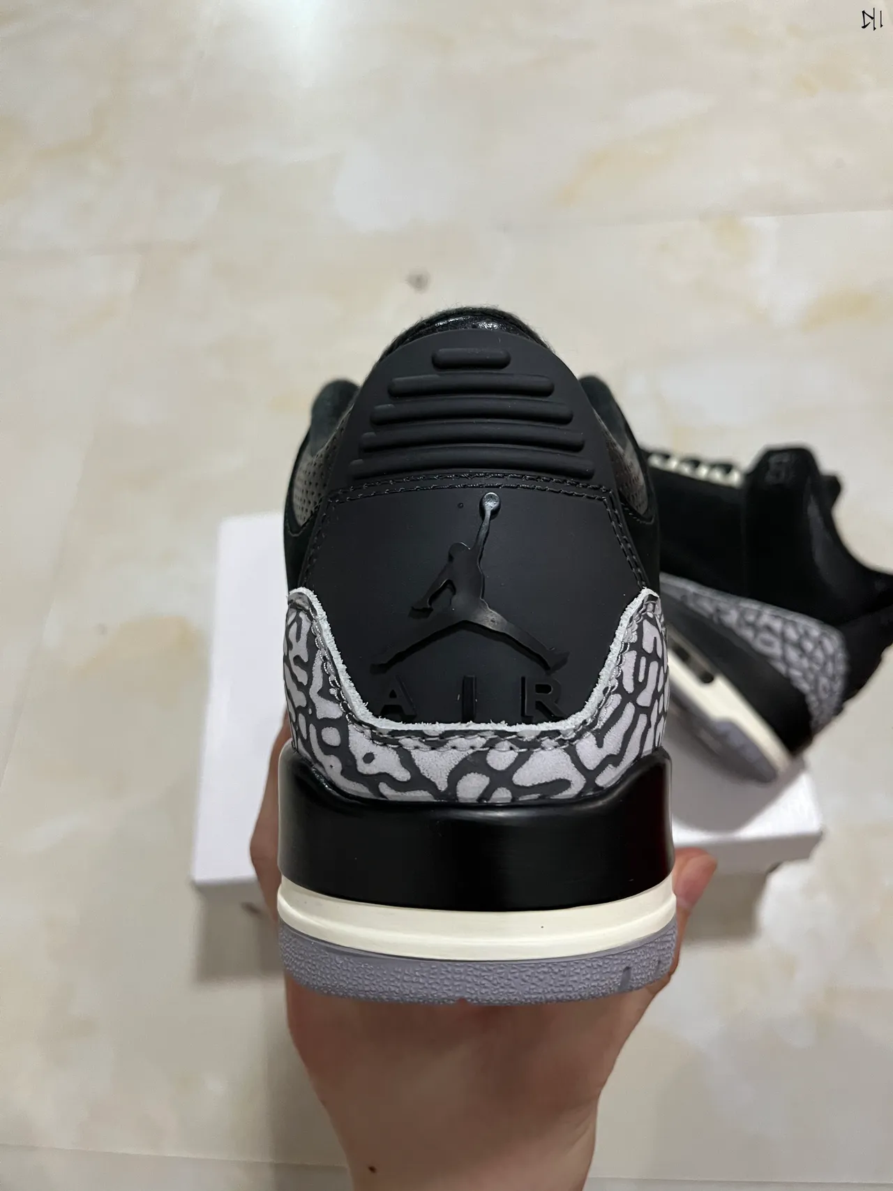 Air Jordan 3 Black Elephant Basketball Shoes 8