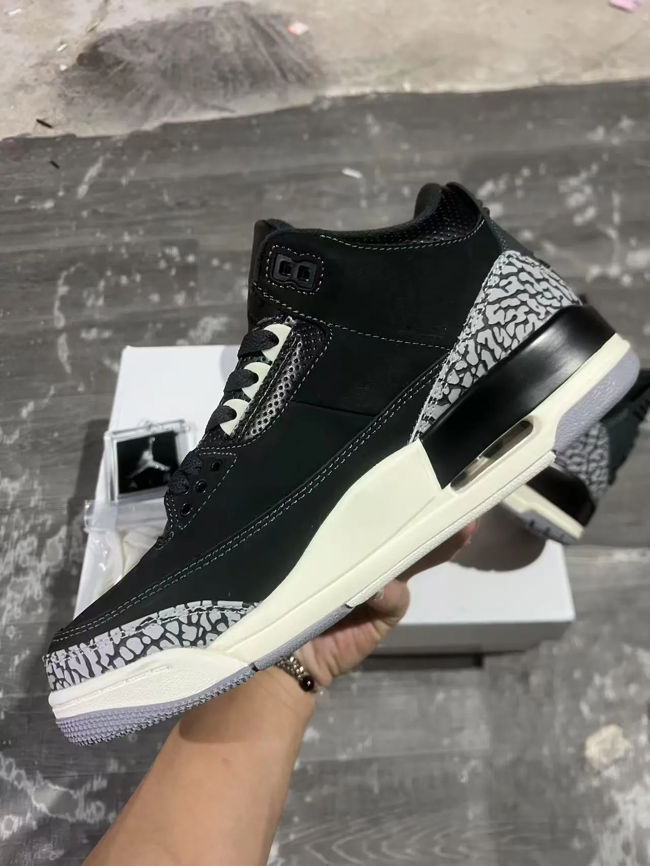 Air Jordan 3 Black Elephant Print Basketball Shoes 5