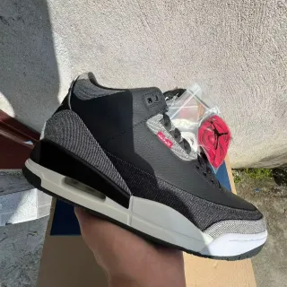 Air Jordan 3 黑灰大象印花篮球鞋