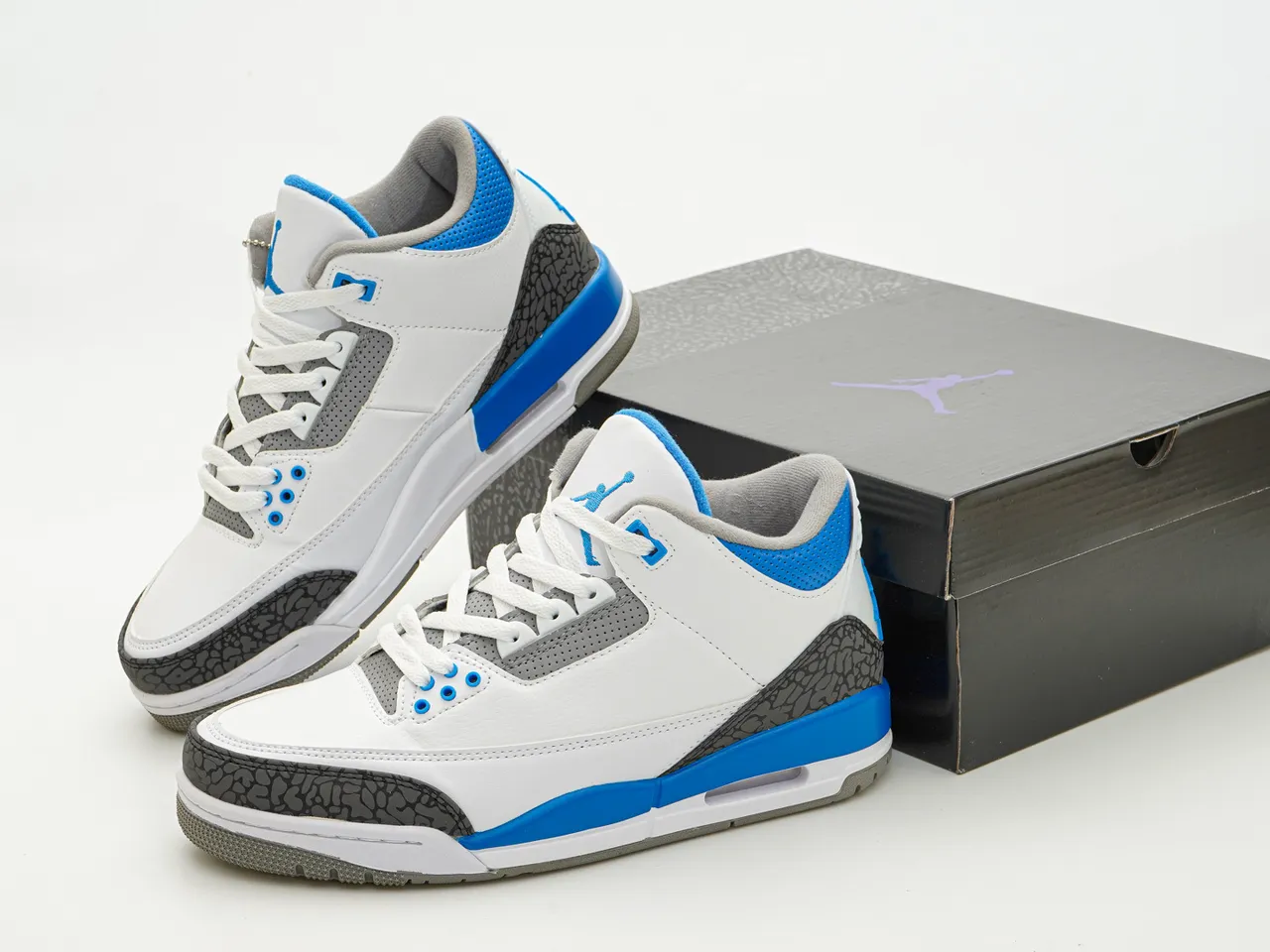 Air Jordan 3 White Cement Blue Basketball Shoes 5