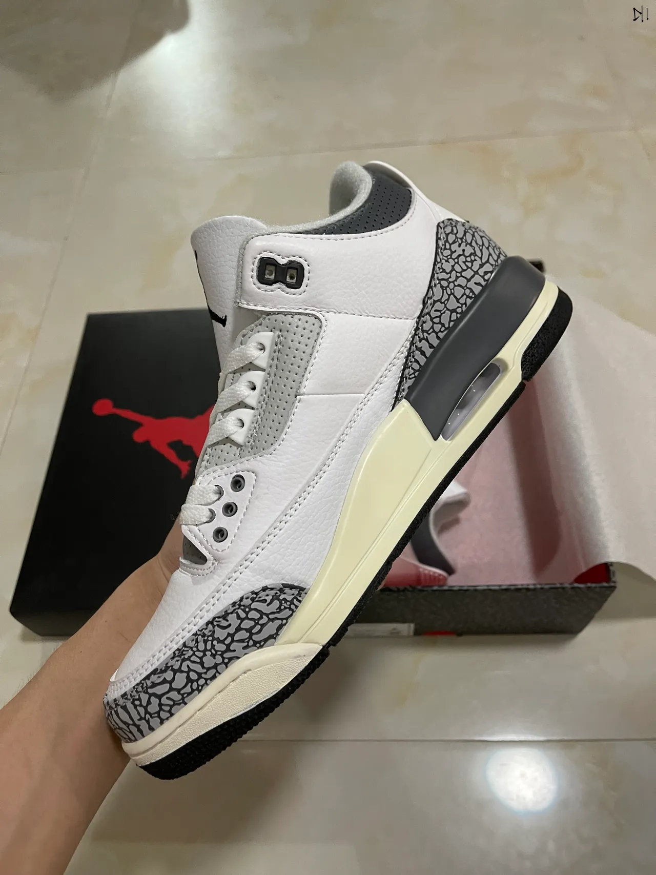 Zapatillas de baloncesto Air Jordan 3 con estampado de elefante blanco 5