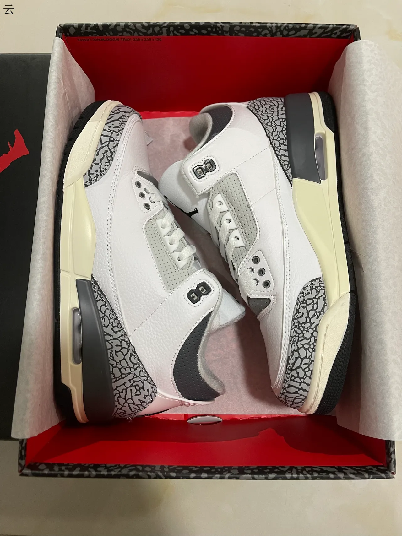 Zapatillas de baloncesto Air Jordan 3 con estampado de elefante blanco 8