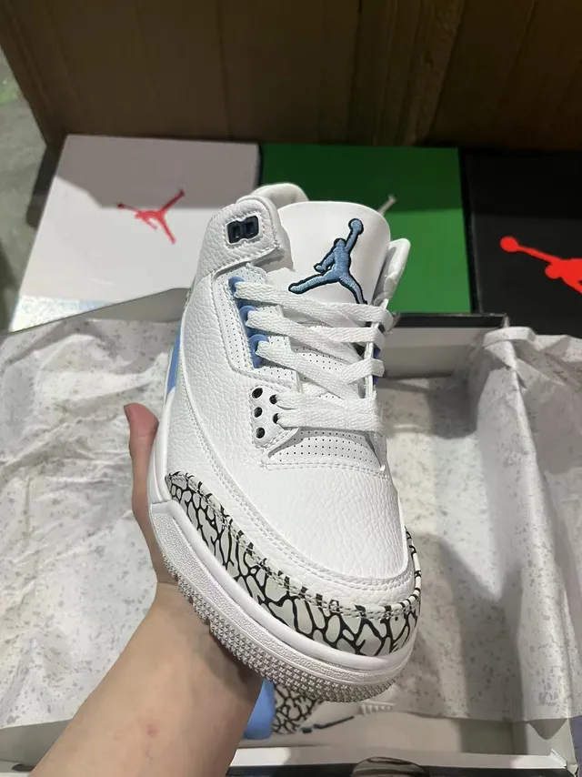 Air Jordan 3 White Light Blue Elephant Print Basketball Shoes 2