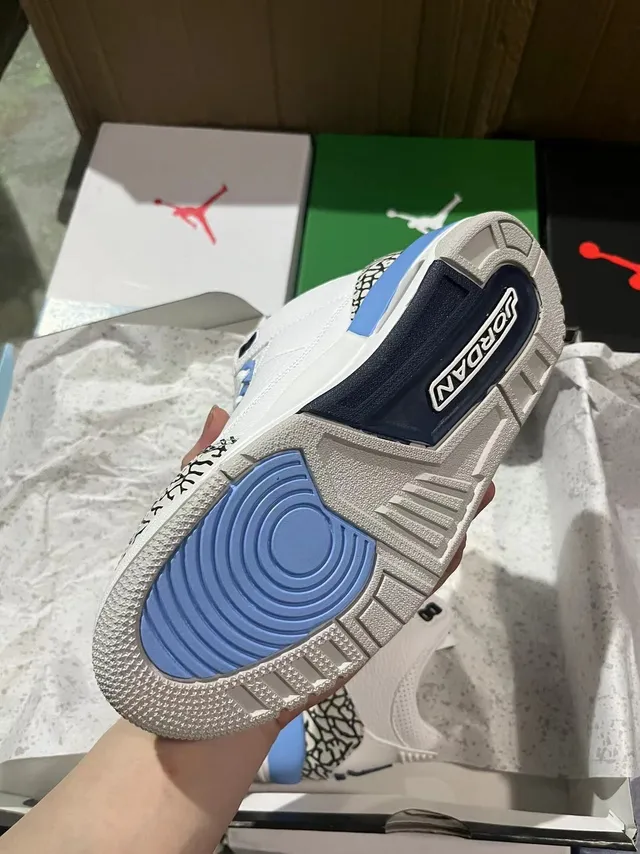 Air Jordan 3 White Light Blue Elephant Print Basketball Shoes 4