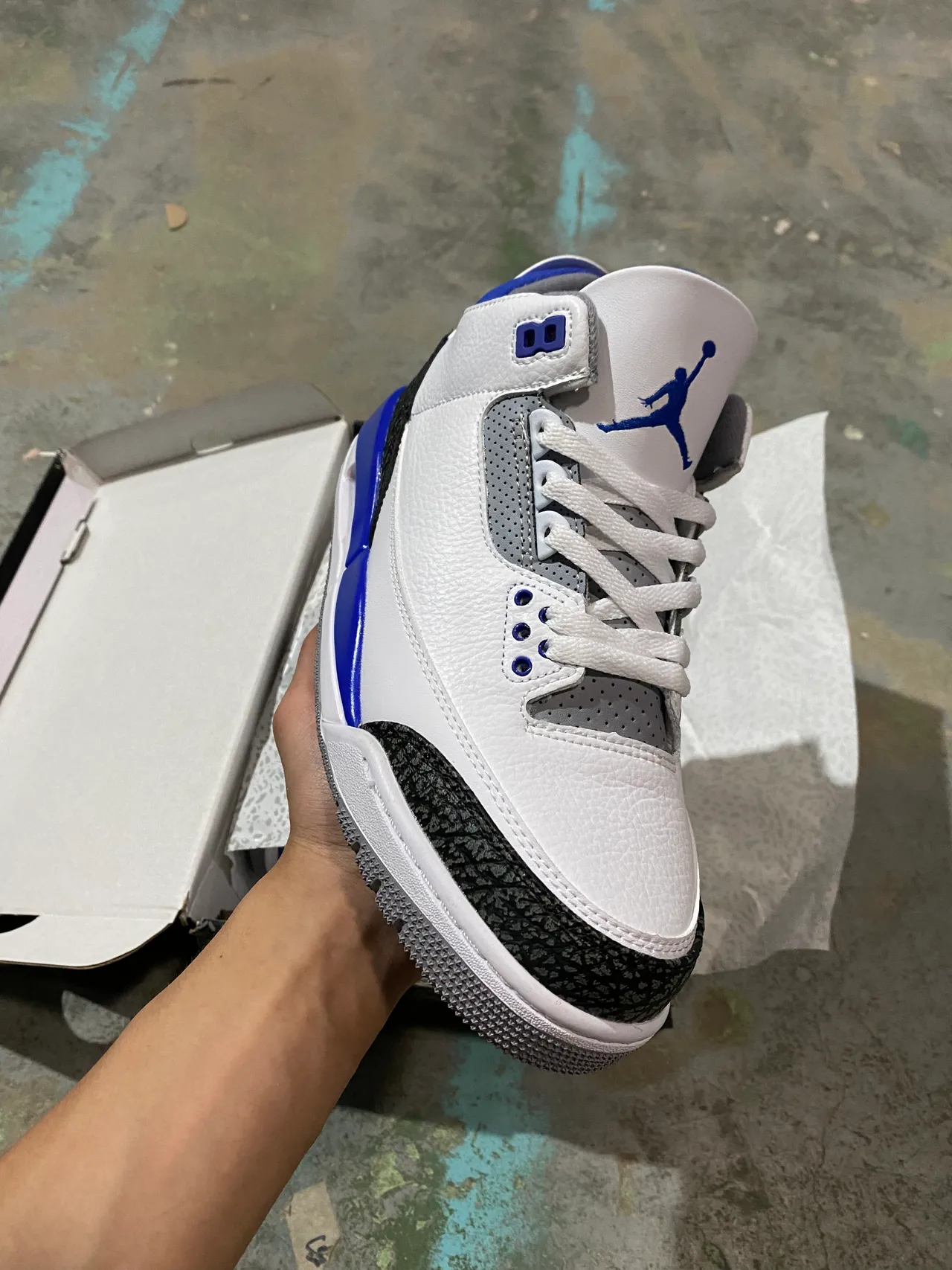 Air Jordan 3 White Royal Blue Elephant Print Basketball Shoes 2