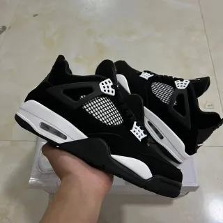 Air Jordan 4 Black White Basketball Shoes