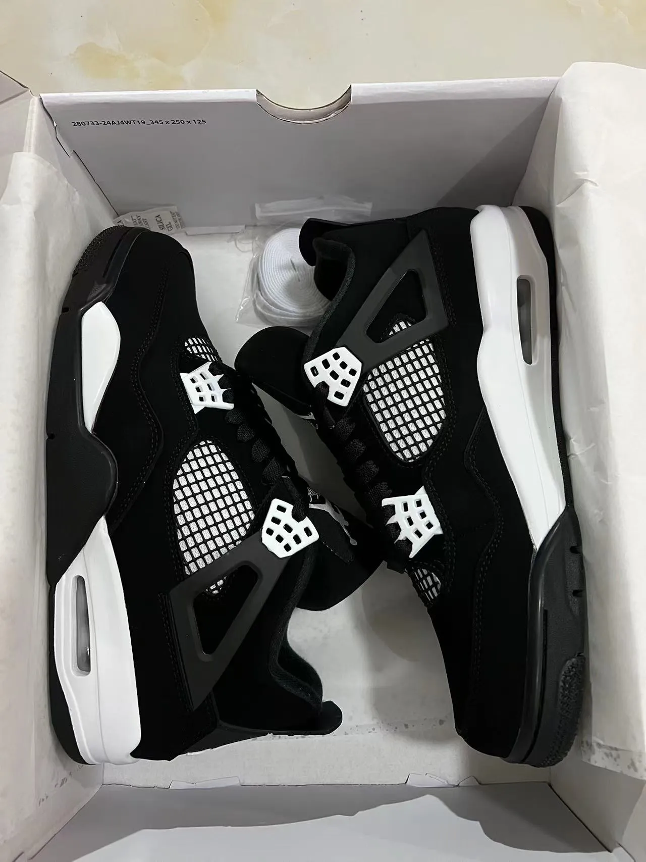 Air Jordan 4 Black White Basketball Shoes 9
