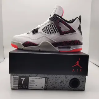 Air Jordan 4 Retro 白色大理石粉色涂鸦篮球鞋