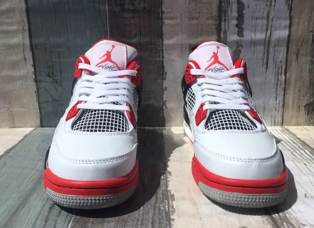 Air Jordan 4 White Red Black Basketball Shoes 2