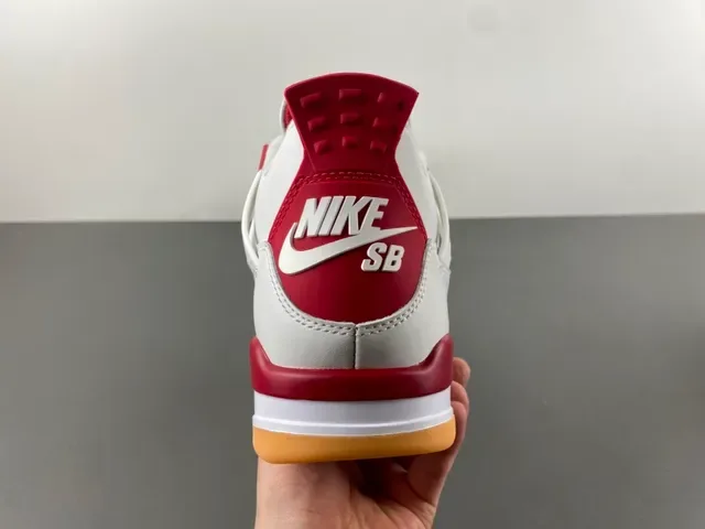 Air Jordan 4 Tênis de Basquete Branco Vermelho Goma 4