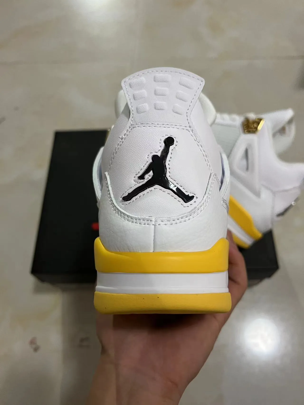 Air Jordan 4 White Yellow Gold Basketball Shoes 8