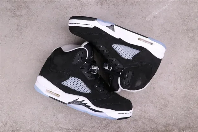 Air Jordan 5 Tênis de Basquete Preto Branco Azul Claro 6