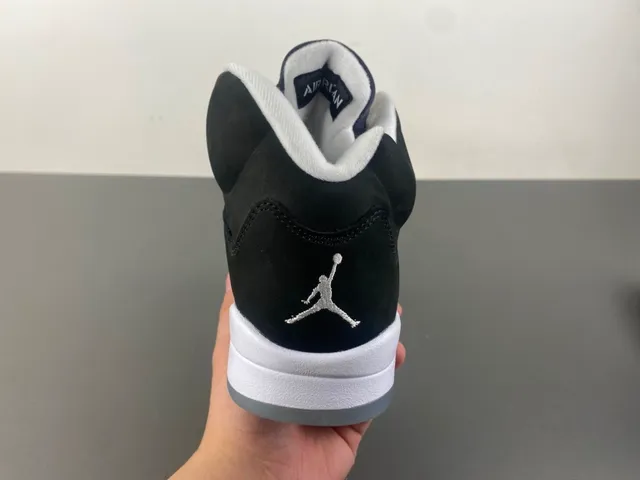 Air Jordan 5 Black White Suede Basketball Shoes 4