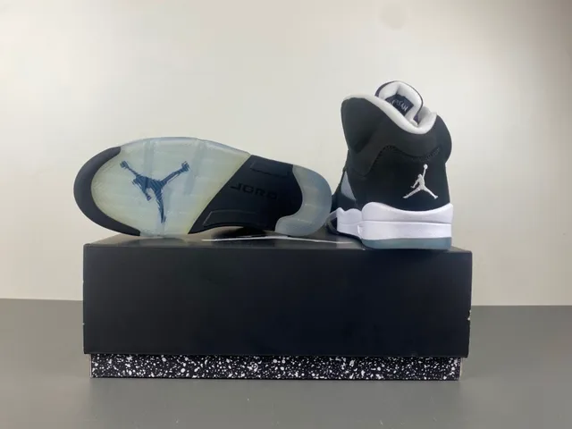 Air Jordan 5 Black White Suede Basketball Shoes 16