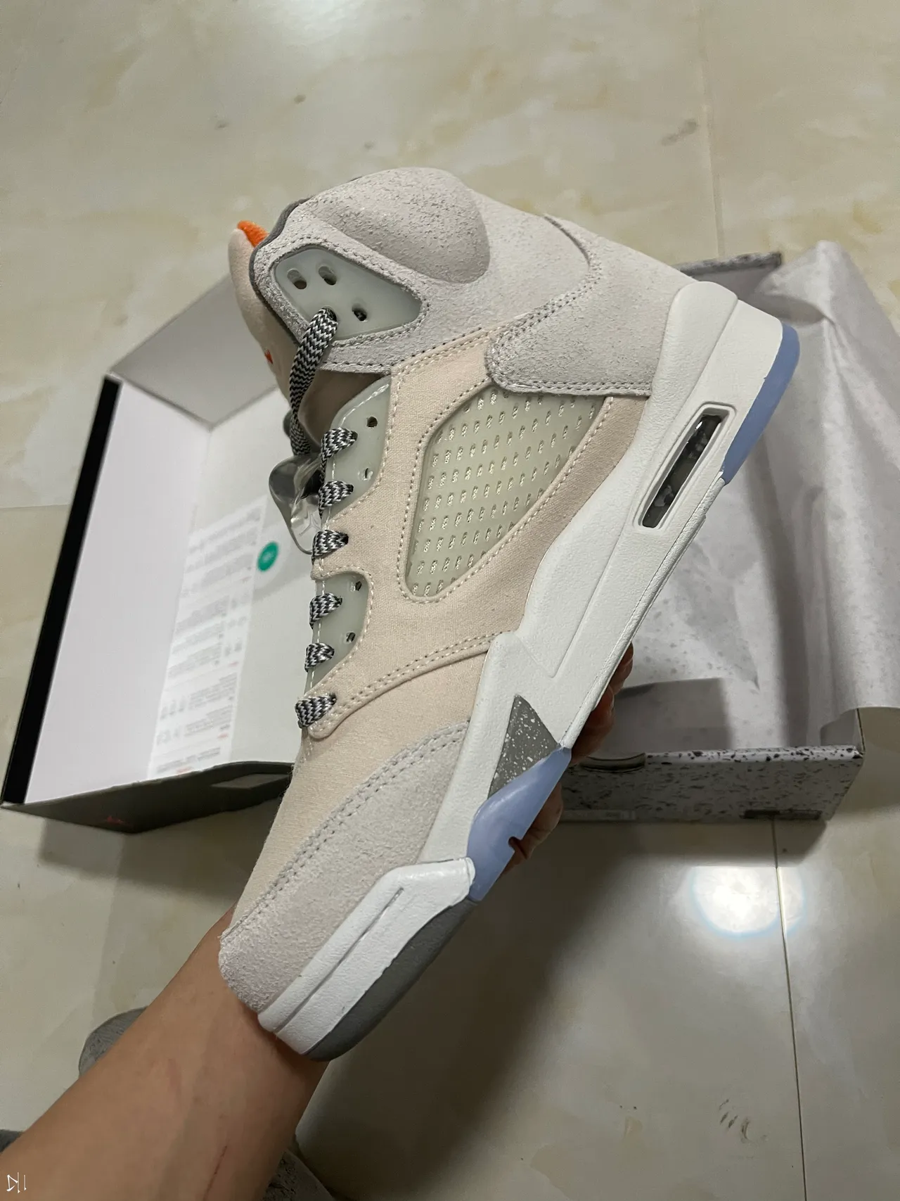 Air Jordan 5 Off-White zapatillas de baloncesto de caña alta de ante beige 4