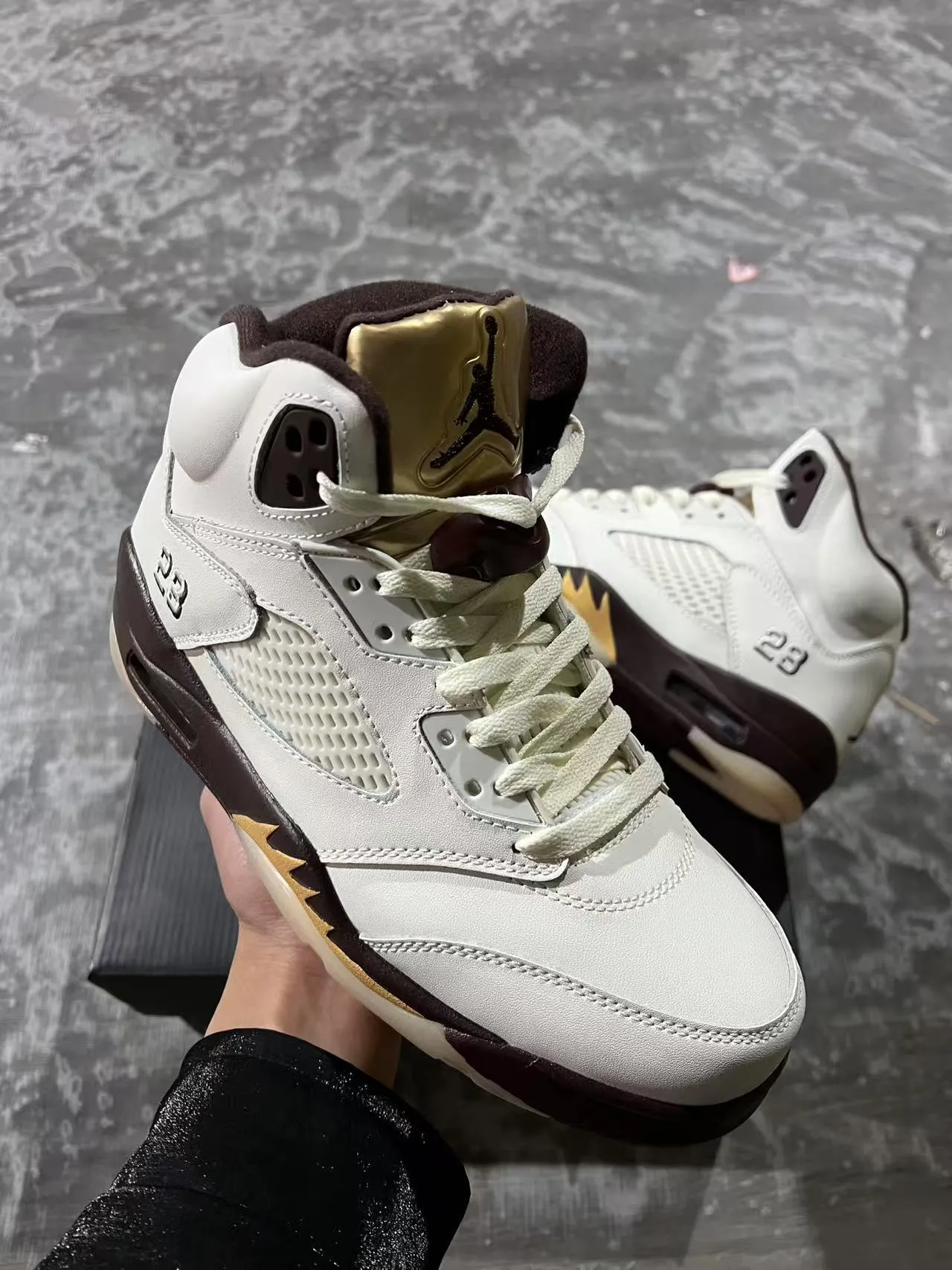 Air Jordan 5 Off-White Burgundy Gold Lightning Bolt Basketball Shoes 3