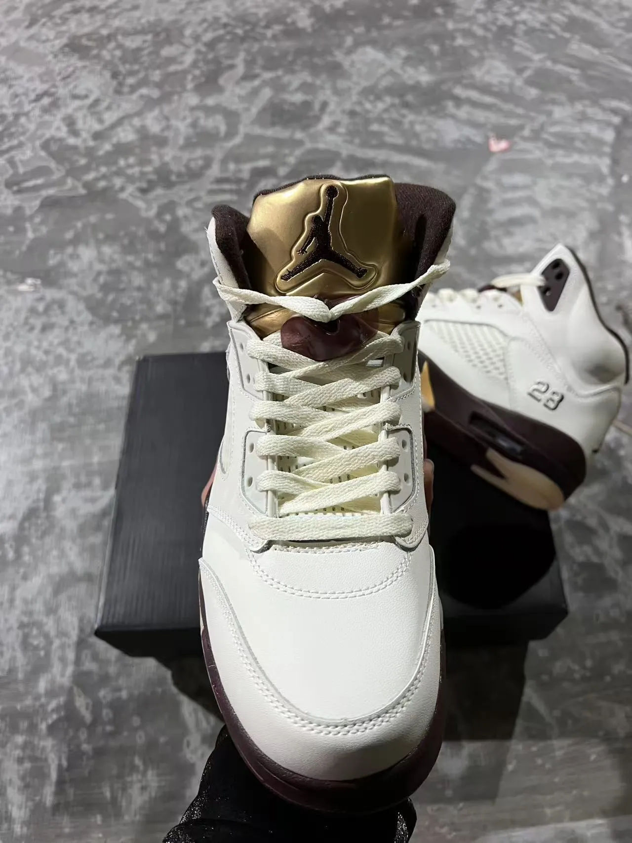 Air Jordan 5 Off-White Burgundy Gold Lightning Bolt Basketball Shoes 4