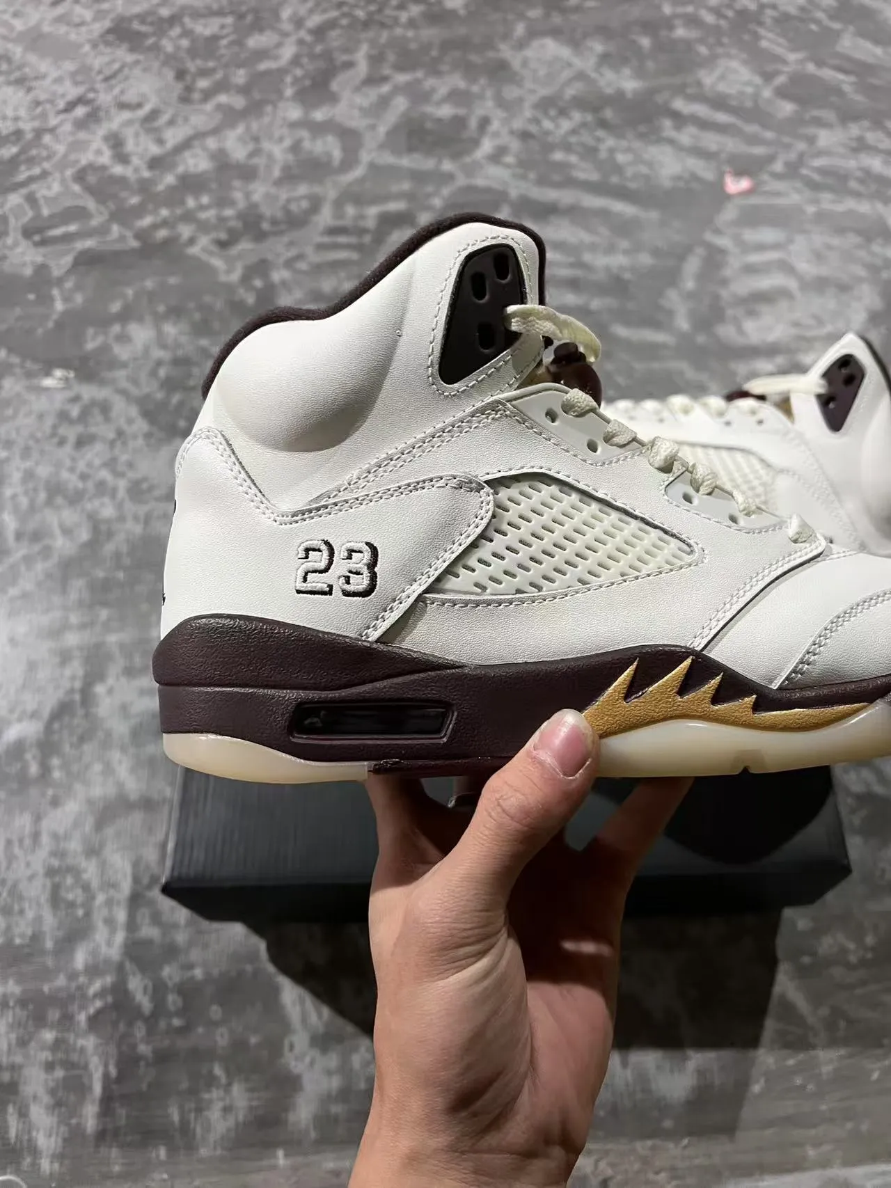 Air Jordan 5 Off-White Burgundy Gold Lightning Bolt Basketball Shoes 6