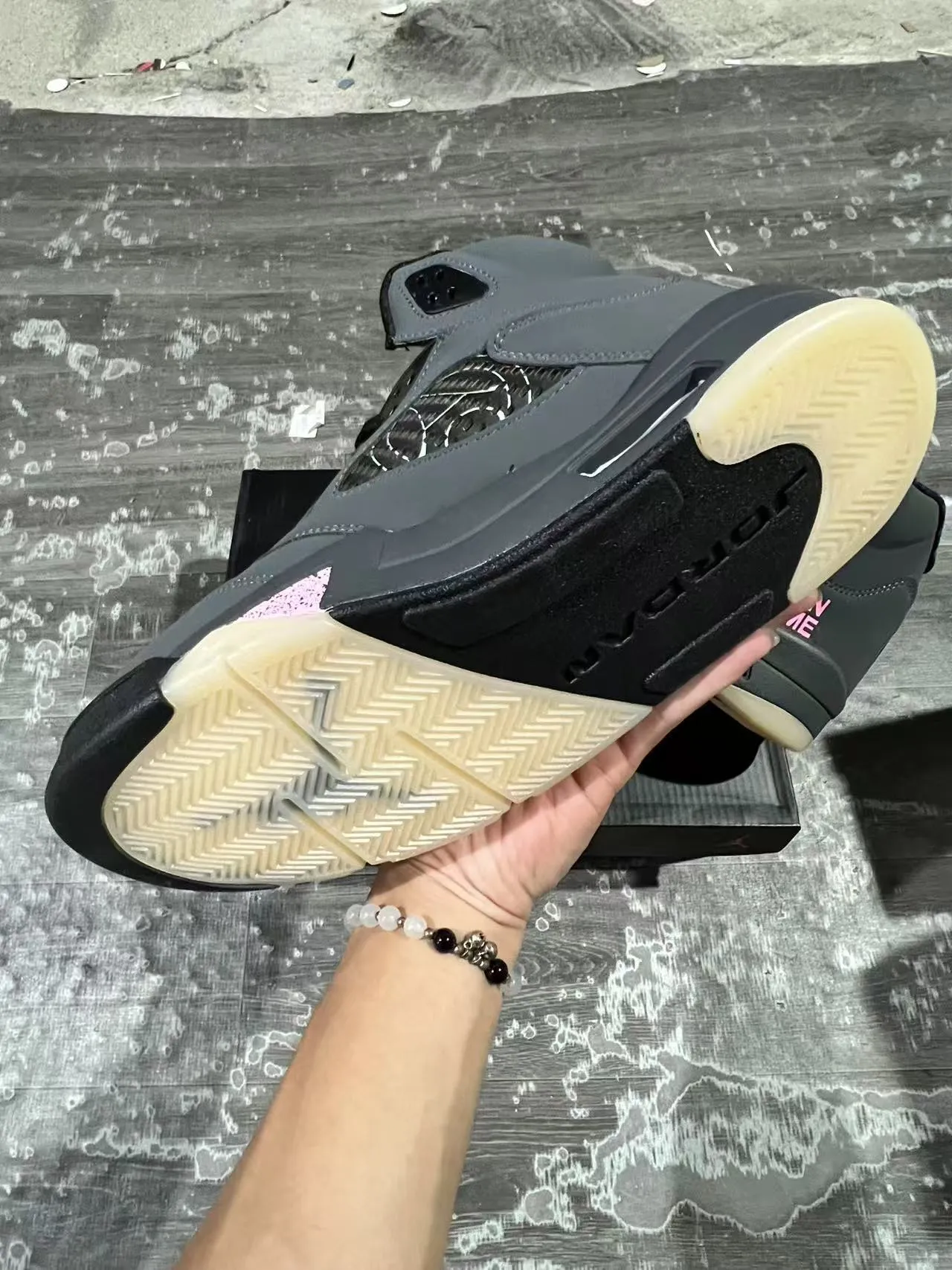 Air Jordan 5 Pan Amé Dark Gray Pink Basketball Shoes 6