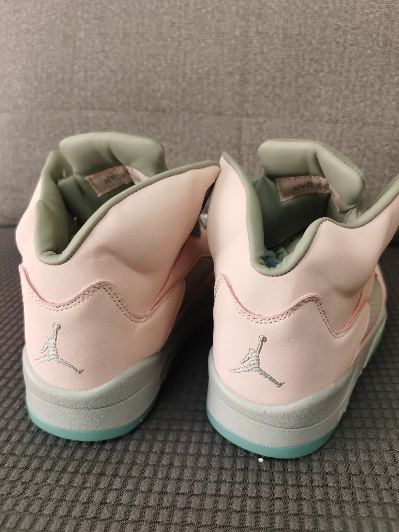 Air Jordan 5 Pink and Mint Green Basketball Shoes 3