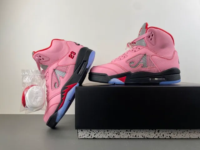 Air Jordan 5 rose noir rouge Awake NY chaussures de basketball 15