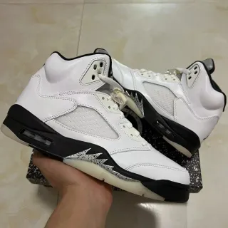 Air Jordan 5 白黑斑点闪电篮球鞋