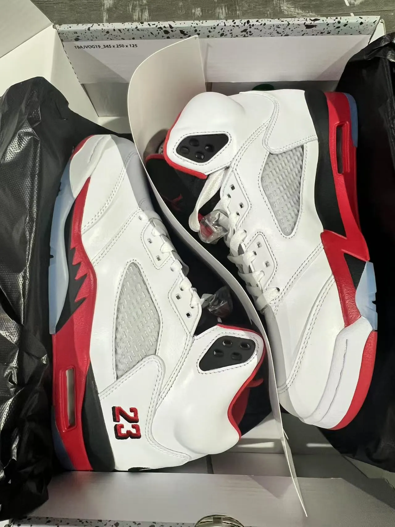 Air Jordan 5 White Red Black Basketball Shoes 9
