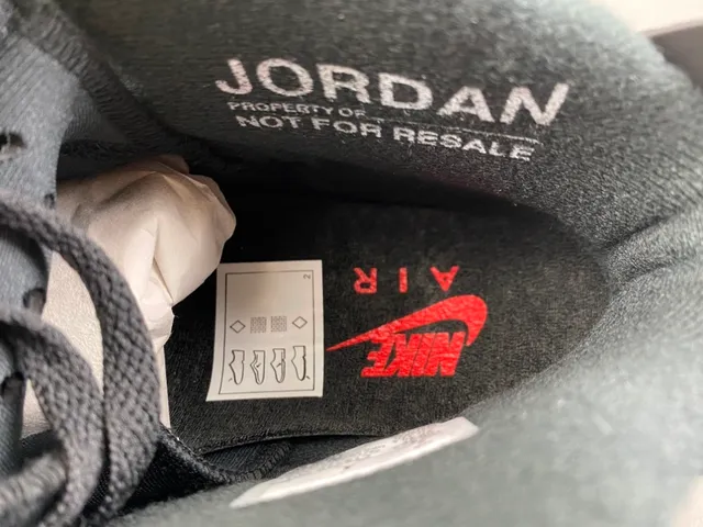 Chaussures de basketball Air Jordan 6 noir rouge blanc 7