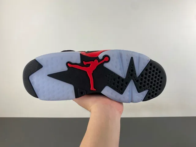 Chaussures de basketball Air Jordan 6 noir rouge blanc 9