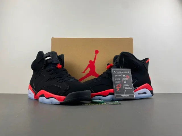 Chaussures de basketball Air Jordan 6 noir rouge blanc 13