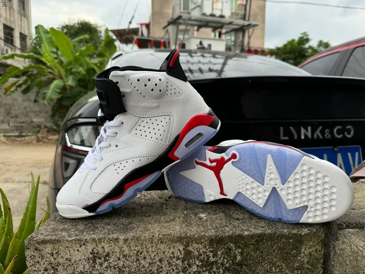 Air Jordan 6 Chaussures de Basketball Blanc Noir Rouge 3