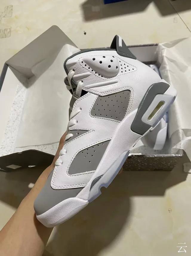Air Jordan 6 White Gray Basketball Shoes 4