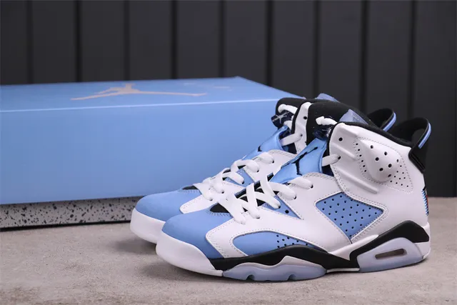 Zapatillas de baloncesto Air Jordan 6 blanco azul claro negro 9