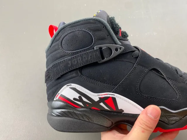 Air Jordan Tênis de Basquete Preto e Vermelho de Topo Alto com Tiras 3