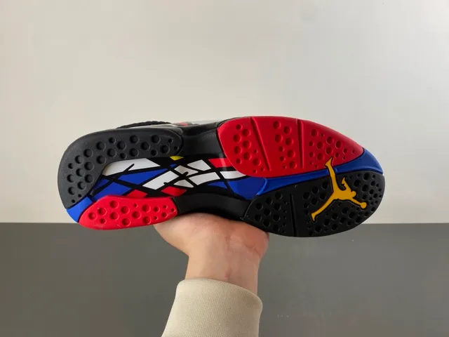 Air Jordan Tênis de Basquete Preto e Vermelho de Topo Alto com Tiras 9