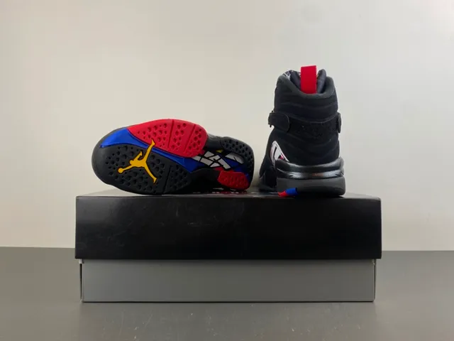 Air Jordan Tênis de Basquete Preto e Vermelho de Topo Alto com Tiras 16