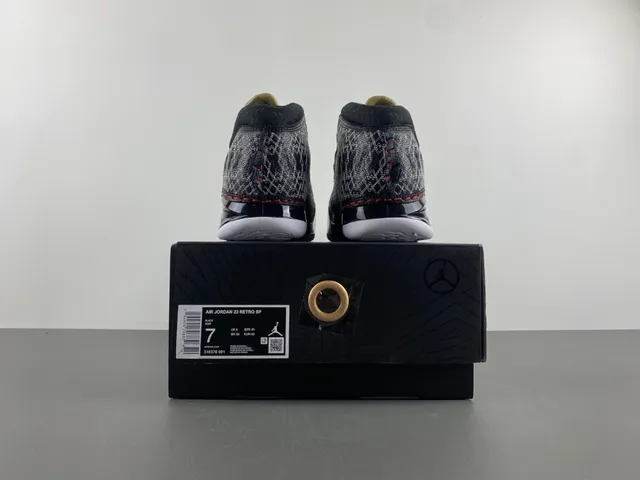 Air Jordan Black White High-Top Silhouette Woven Geometric Upper Basketball Shoes 18