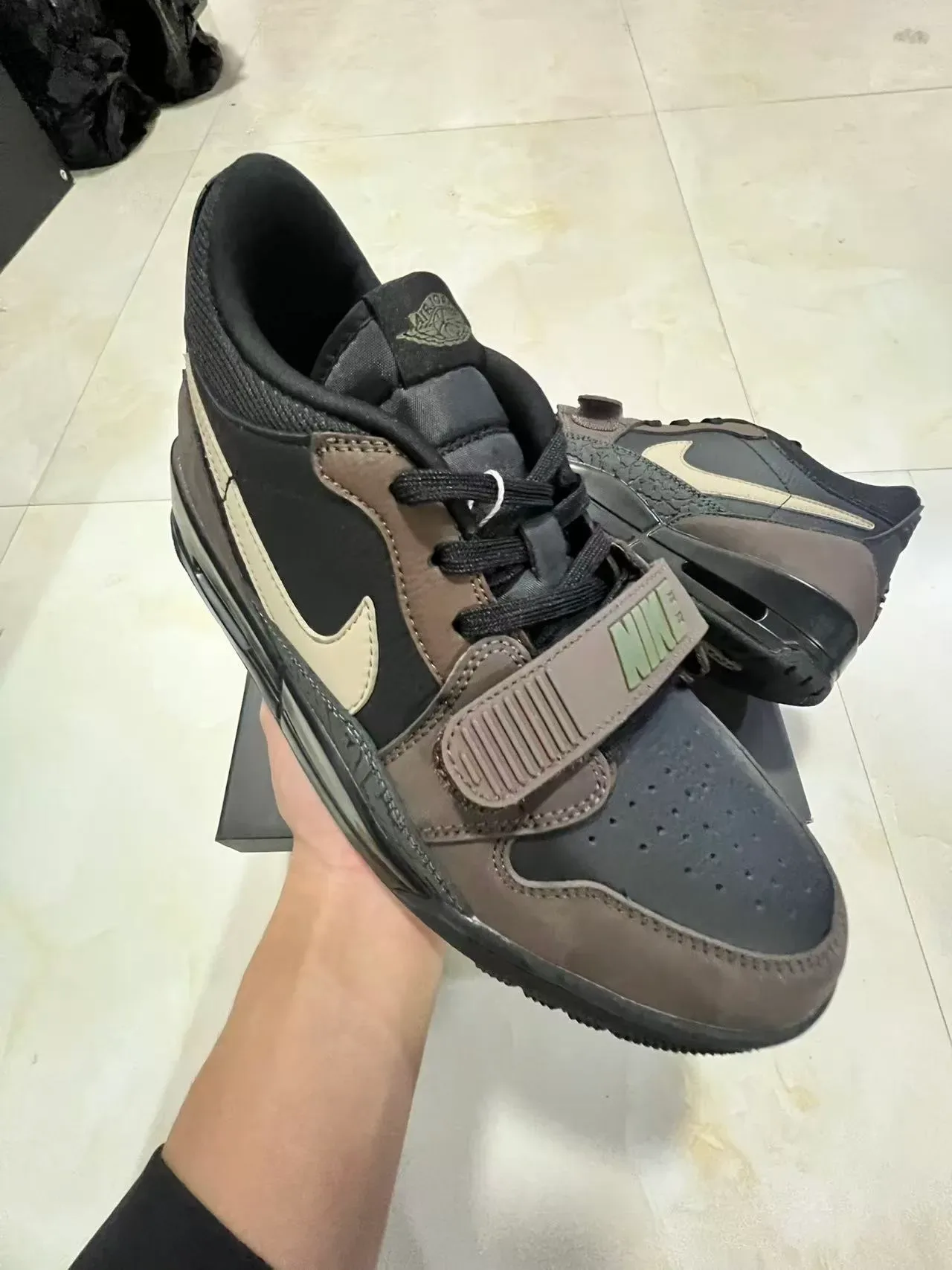 Air Jordan Legacy 312 কালো বাদামি বেইজ বাস্কেটবল জুতো 3