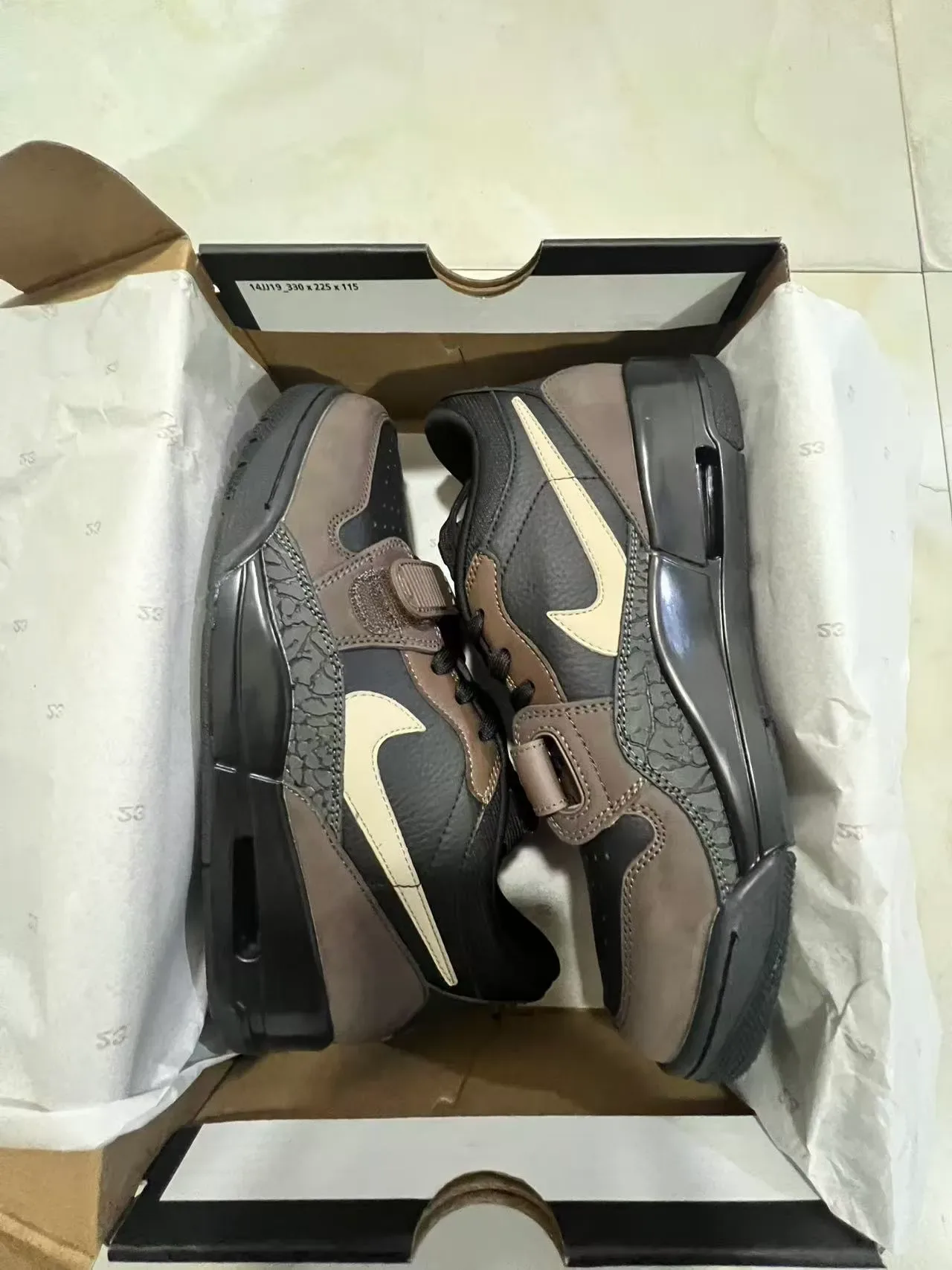 Air Jordan Legacy 312 কালো বাদামি বেইজ বাস্কেটবল জুতো 10